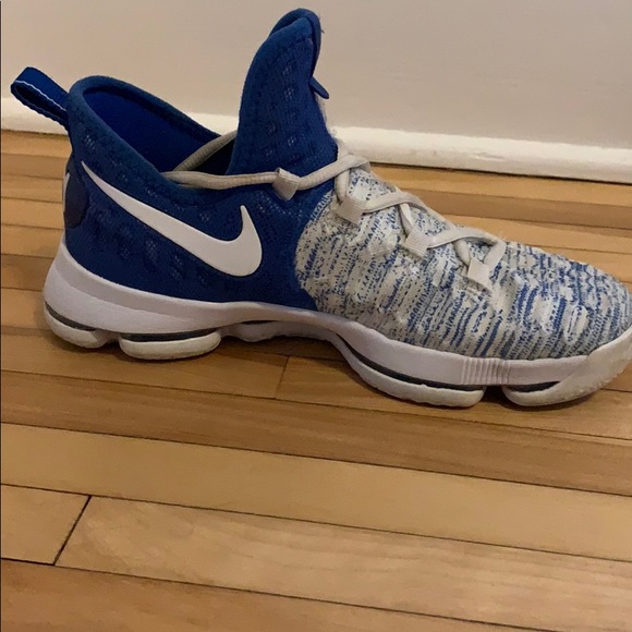 KD 9 “Royal Blue” USED Size 7y - Picture 4 of 4